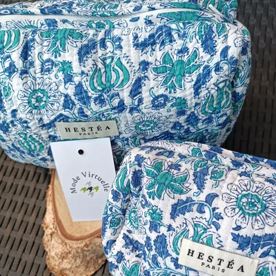 Ensemble 2 Trousses de toilette matelassée bleu pastel imperméable mère et fille 